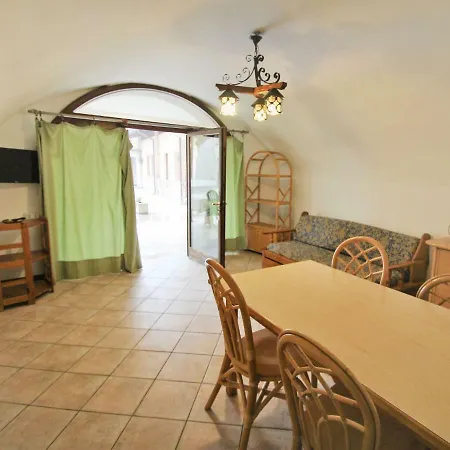 Locazione Turistica Colombaro *